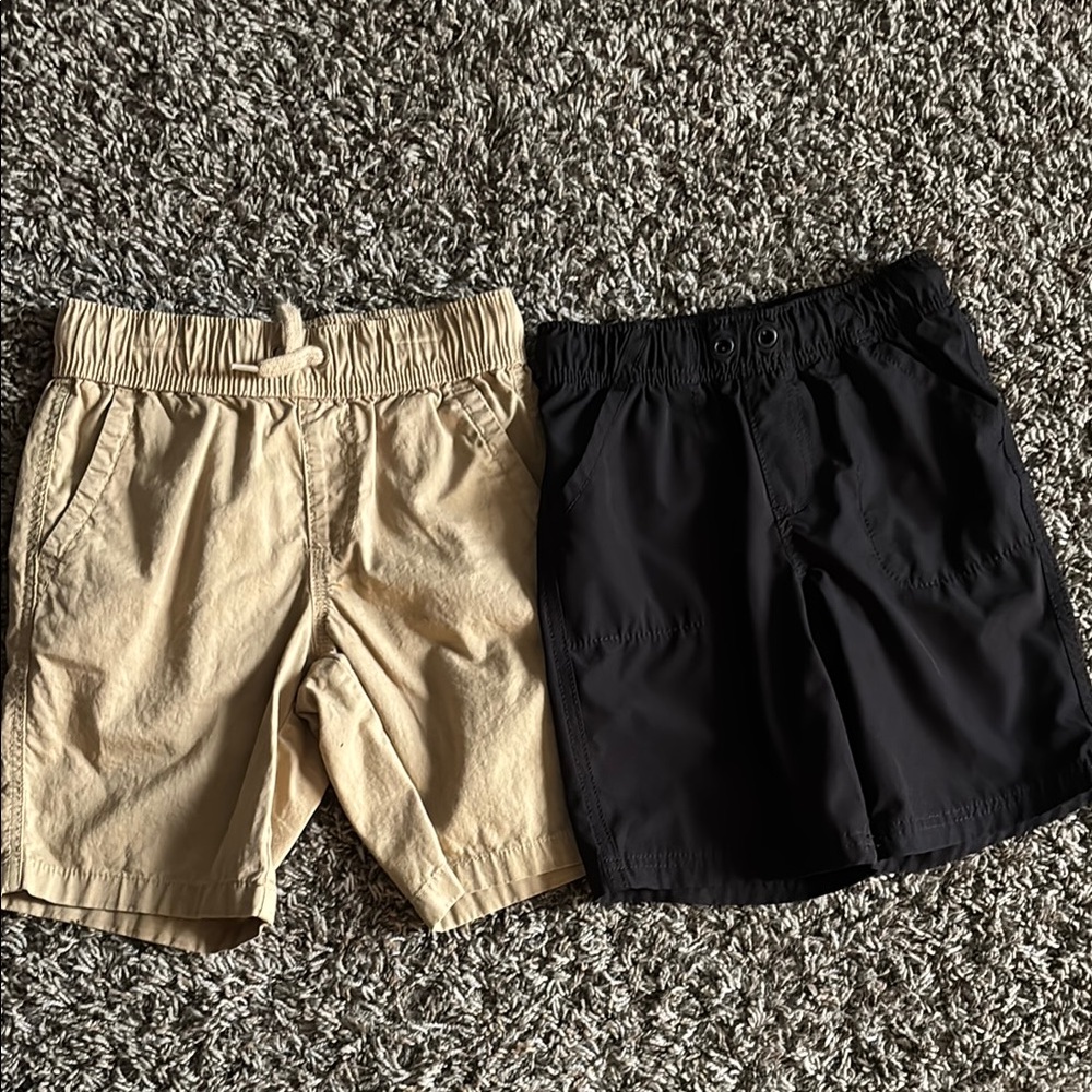 Black and Tan Elastic Waist Shorts for Casual Comfort